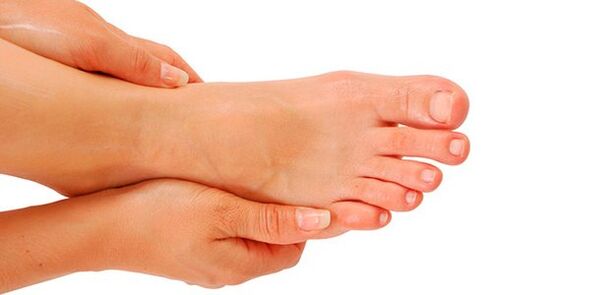 healthy feet after nail fungus treatment